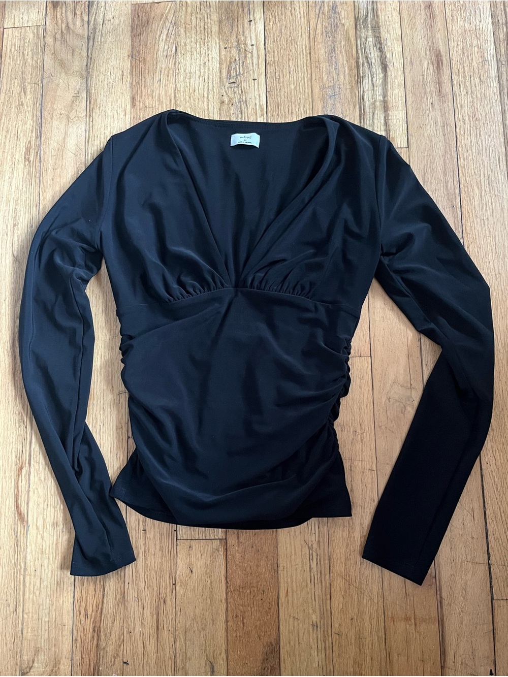 Aritzia Wilfred Admire Longsleeve Top. Size XS.